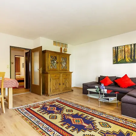Kothen Apartment *